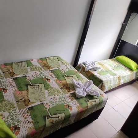 ホテルEl Amanercer Parque Del Agua Residencia Muy Central マニサレス エクステリア 写真